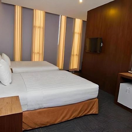 Plan B Hotel Padang  Luaran gambar