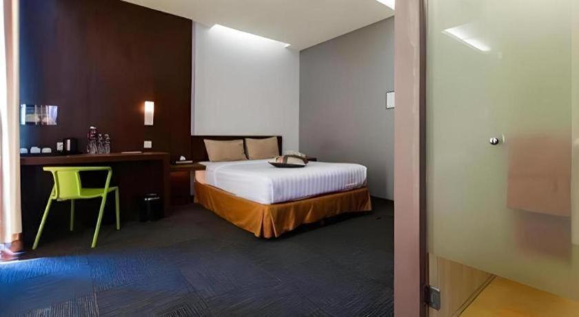 Plan B Hotel Padang  Luaran gambar