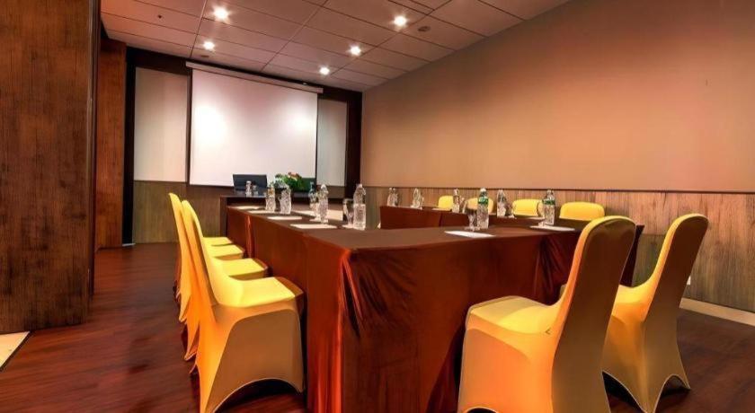 Plan B Hotel Padang  Luaran gambar